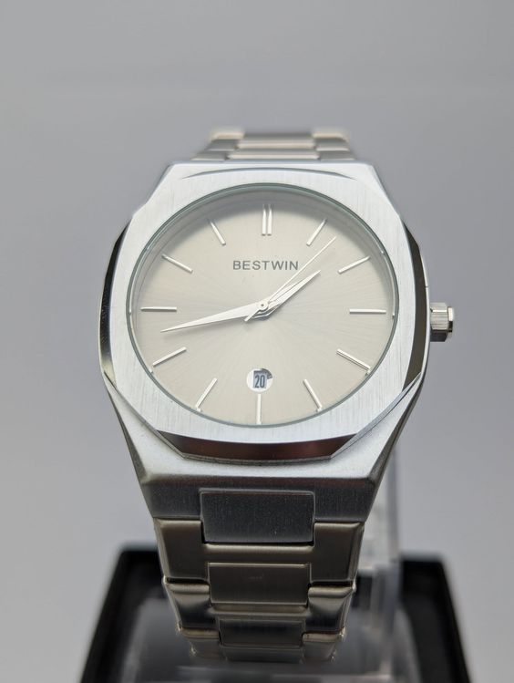 Luxury Stainless Steel Men Watch-Water Proof Decent wrist Quartz Watch