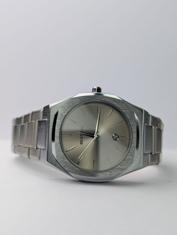 Luxury Stainless Steel Men Watch-Water Proof Decent wrist Quartz Watch